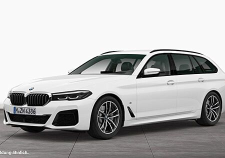 BMW 520d Touring M Sport AHK LiveCockpitProf Kamera