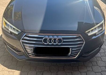 Audi A4 2.0 TDI 140kW S tronic -