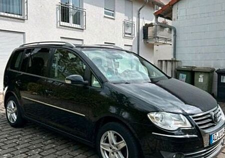VW Touran Volkswagen 2.0 TDI 103kW DSG DPF -