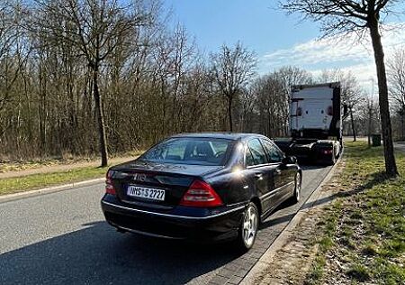 Mercedes-Benz C 200 KOMPRESSOR AVANTGARDE Avantgarde