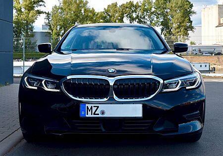 BMW 320d - Laser Head-Up ACC Keyless Sportsitze