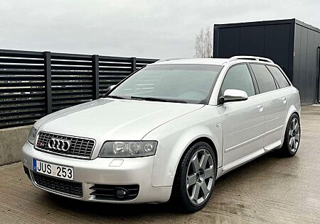 Audi S4 4.2 quattro, 344 PS, Tiptronic Avant