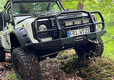 Land Rover Defender 130 V8 Automatik Euro6