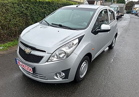 Chevrolet Spark Basis/klima/hu.au/Allwetter b/ Scheckheft1
