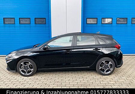 Hyundai i30 N Line Voll LED Navi Kamera Sport 1 Hand DSG