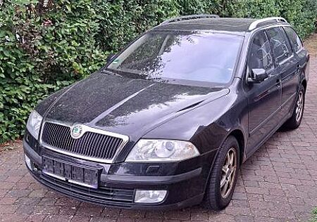 Skoda Octavia (NICHT FAHRBEREIT)
