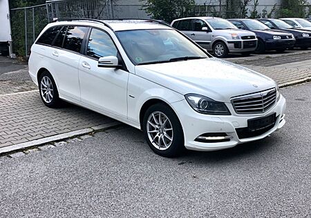 Mercedes-Benz C 200 T CDI BlueEfficiency Xenon, Comand, PDC,
