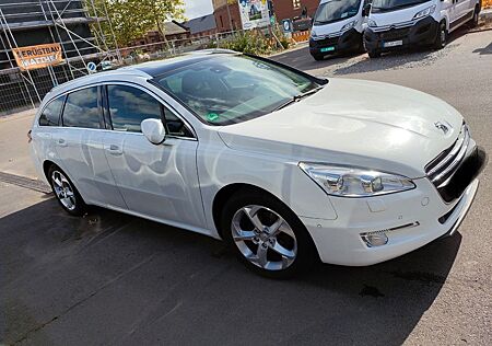 Peugeot 508 SW Allure 155 THP Allure -Bi-Xenon+Pano+HUD