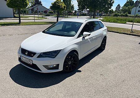 Seat Leon ST 2.0 TDI 135kW Start&Stop FR DSG FR