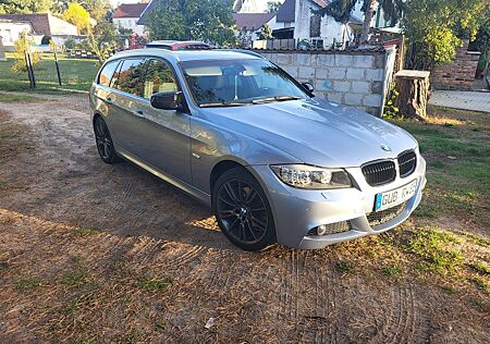 BMW 320d Touring - Individual,M-Paket,Pano,Sitzh.