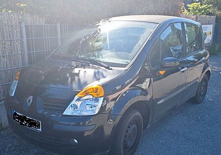 Renault Modus 1.2 16V 55kW