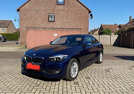 BMW 218i Coupé Advantage Advantage