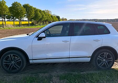 VW Touareg Volkswagen 4.2 V8 TDI Tiptronic -