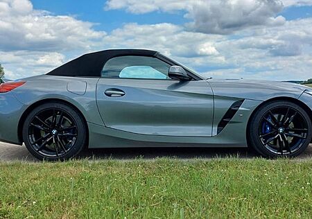 BMW Z4 30i