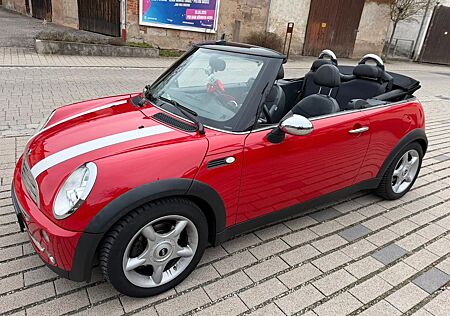 Mini Cooper Cabrio | Feuerrot | TÜV 05/27 | Retro