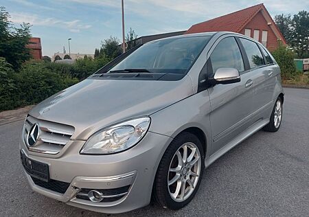 Mercedes-Benz B 160 BlueEFFICIENCY*NAVI *Klima*1.Hand*Euro 5