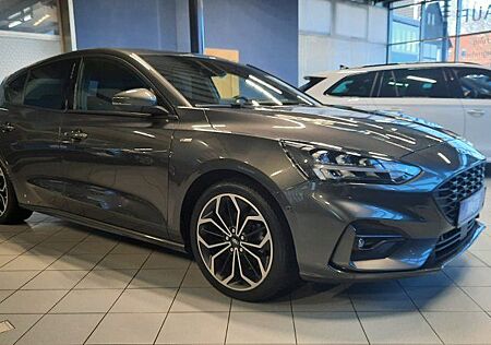 Ford Focus 1.5 EcoBoost ST-Line LED/Navi/DAB