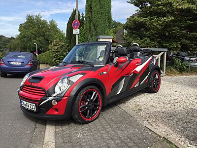 MINI John Cooper Works Cabrio - Tacho hinter Lenkrad