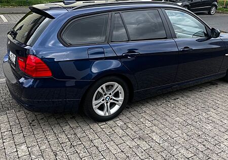 BMW 318d Touring -