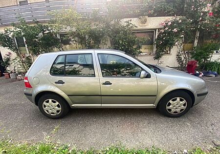 VW Golf Volkswagen 1.4 Basis Basis
