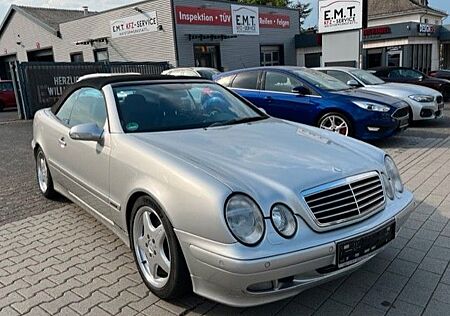 Mercedes-Benz CLK 320 AVANTGARDE Cabrio*Xenon *Leder *AMG