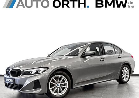 BMW 318i AUT. *LCI* WIDESCREEN HUD KAMERA SHZ DR.ASS