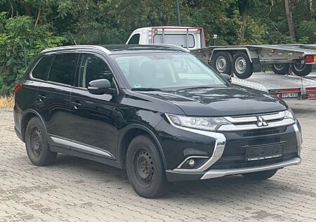 Mitsubishi Outlander Plus 4WD