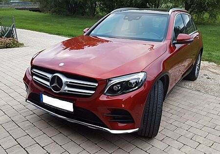 Mercedes-Benz GLC 250 4MATIC AMG Line Autom. AMG Line