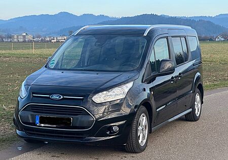 Ford Grand Tourneo 1.5 TDCi 88kW Titanium