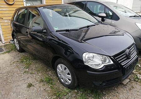 VW Polo Volkswagen 1.2 47kW Trendline, 4-5 Türen, Klima, EFH