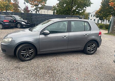 VW Golf Volkswagen 1.6 TDI Comfortline