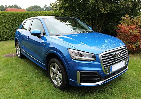 Audi Q2 1.4 TFSI COD sport, Navi, Pano, Bremsen neu