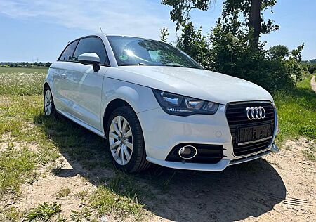 Audi A1 1.6 TDI 66kW Ambition Sportback