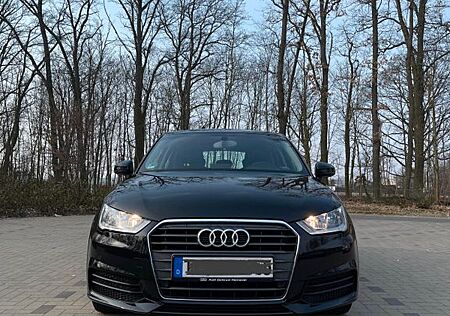 Audi A1 1.0 TFSI ultra Sportback
