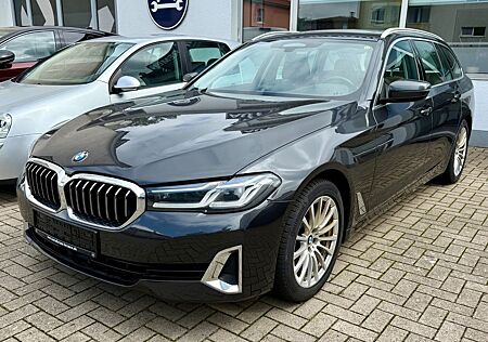 BMW 530d xDrive Luxury Facelift Pano Head up