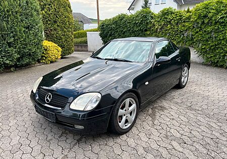 Mercedes-Benz SLK 200 -