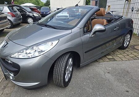 Peugeot 207 CC Cabrio-Coupe Platinum*Klima*Leder*Tüv neu