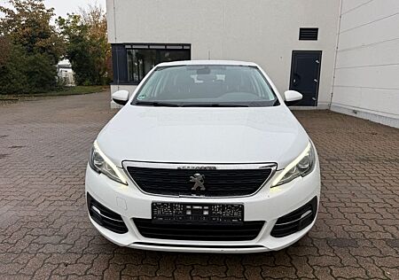 Peugeot 308 gebraucht kaufen Peugeot 308 BlueHDi 130 EAT8 Active SW,Winterpacket