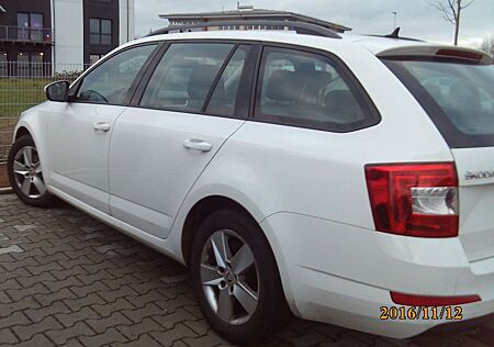 Skoda Octavia 1.6 TDI Green tec DSG Style Combi