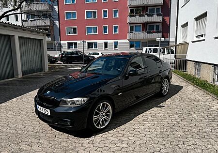 BMW 325i E90 H&K, Pano, SHZ, M-Paket,