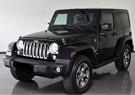 Jeep Wrangler 2.8l CRD Sahara 4x4 Navi, AHK, Dual-Top