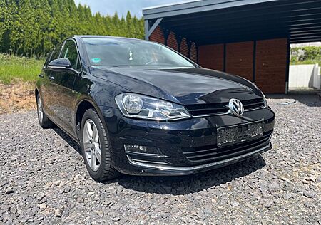 VW Golf Volkswagen 1.4 TSI 92kW BMT LOUNGE LOUNGE