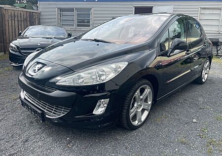 Peugeot 308 Platinum Leder Pano.18 Zoll Alu Tüv Neu