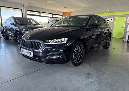 Skoda Octavia First Edition/Panorama/HUD/LED/Virtual