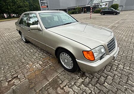 Mercedes-Benz 500 SE (W140) | Oldtimer mit Stil