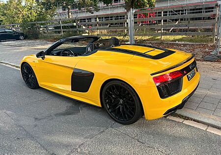Audi R8 5.2 FSI plus S tronic quattro Spyder -