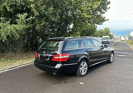 Mercedes-Benz E 350 CDI 4MATIC T BlueEFFICIENCY -
