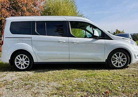 Ford Tourneo Connect Grand Titanium Camper +Solardach