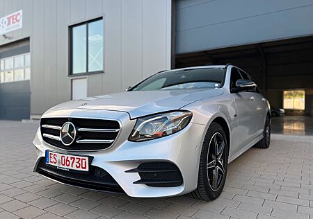 Mercedes-Benz E 300 E300de AMG BURMESTER MEMO WIDE HUD 360 DISTR AHK