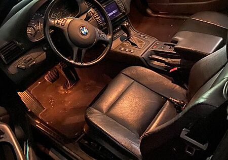 BMW 320Ci -
